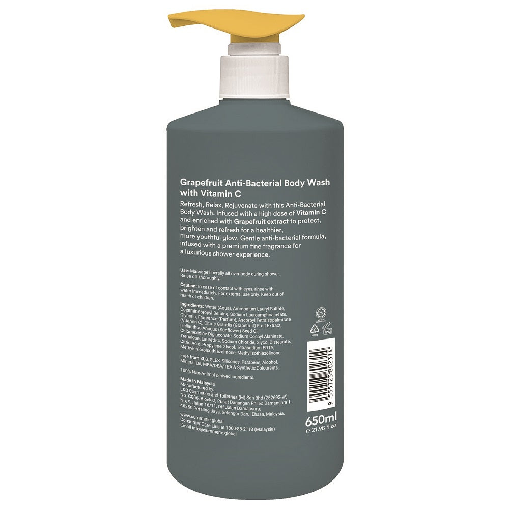 Ingredients list and usage directions on the back label of SUMMERIE Grapefruit Body Wash.